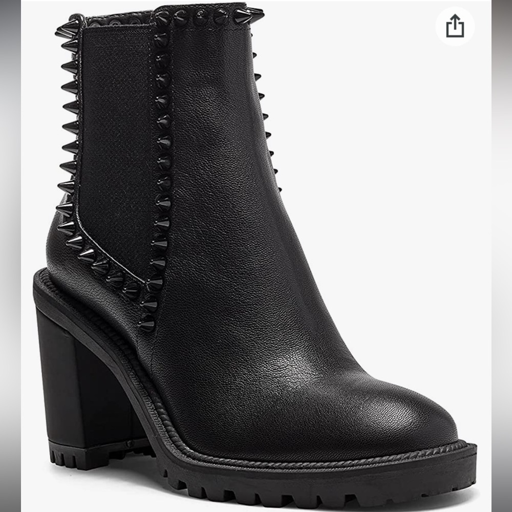 Jessica Simpson Women's Demmie Leather Chunky Block Heel Studded Ankle Boots